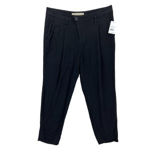 New RICH & SKINNY Relaxed Tapered Pants